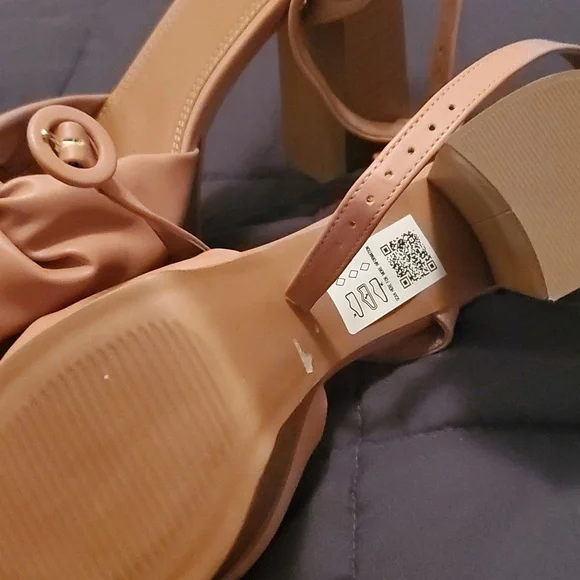 ASOS Platform Sandals - Picture 2 of 2